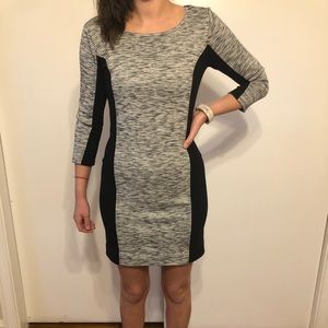 Black and gray Old Navy dress.